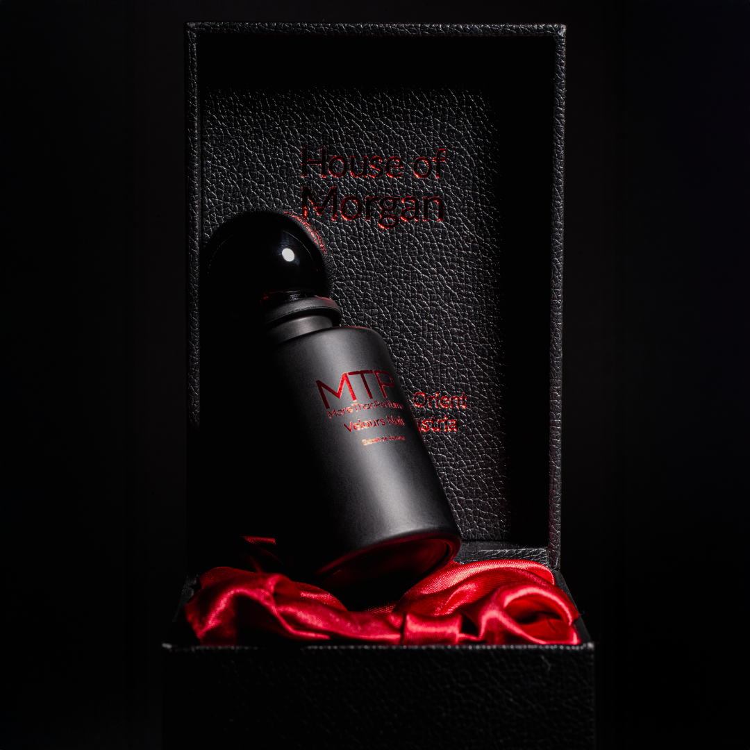 Velours Noir Flakon in rotem Satin