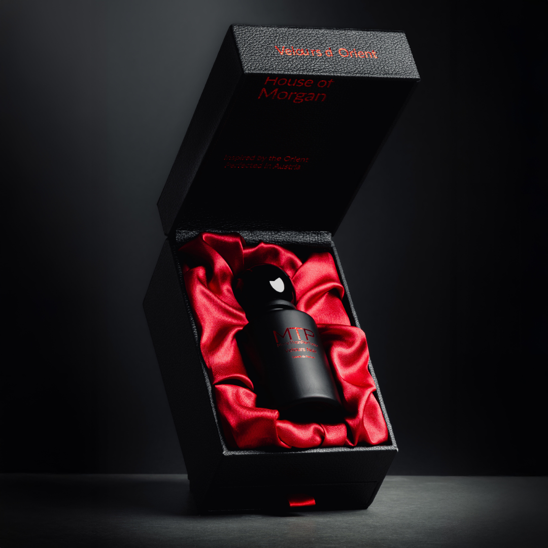 Velours Noir in der geöffneten House of Morgan Verpackung